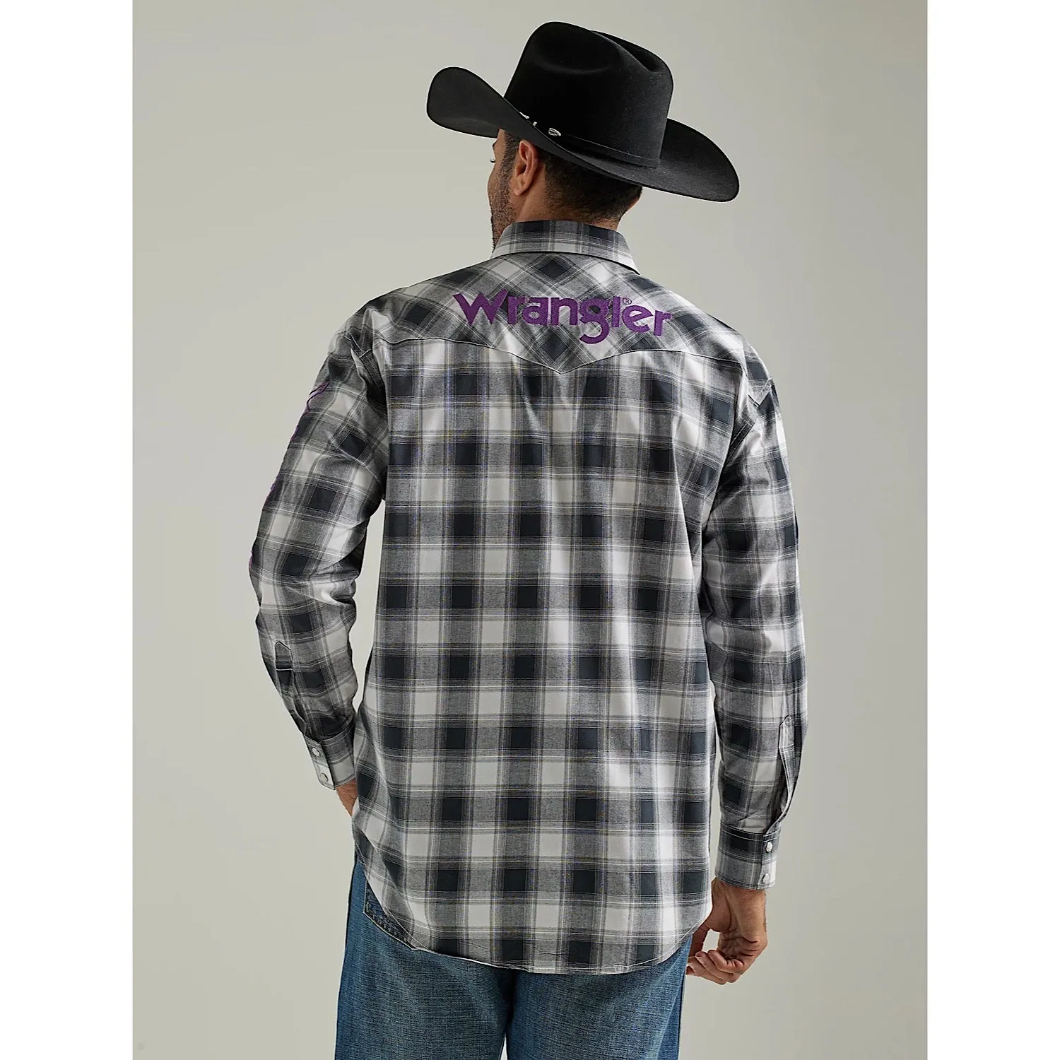 Wrangler Mens Logo L/S Western Snap Plaid Shirt in Black White Buffalo