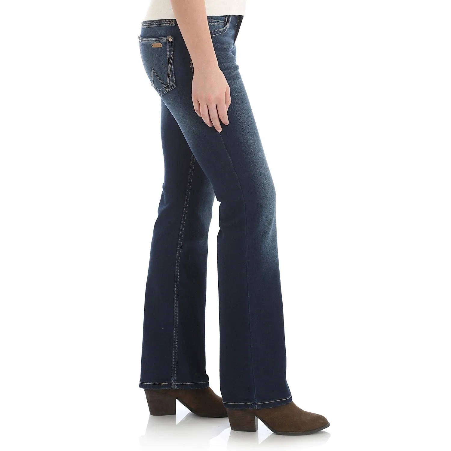 Wrangler Women's Retro Mid Rise Boot Cut Mae Jean 34 Leg Dark Blue